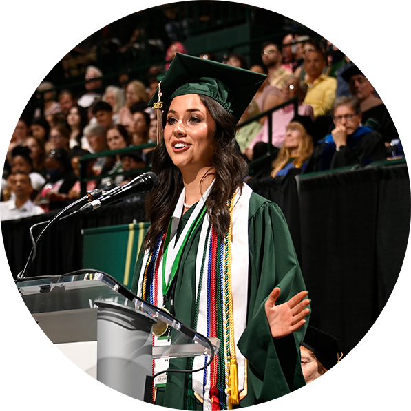#BusinessNiner Campbell Medders, who graduated with a Bachelor of Science in Business Administration, Summa Cum Laude, and a minor in Writing, Rhetoric, and Digital Studies, shared her story from the stage, as the student chosen to bring greetings on May 13. 
