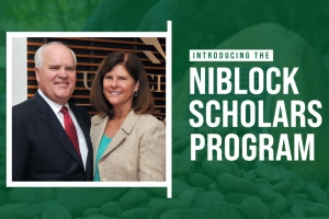 $2.5 million Gift Establishes Niblock Scholars Program