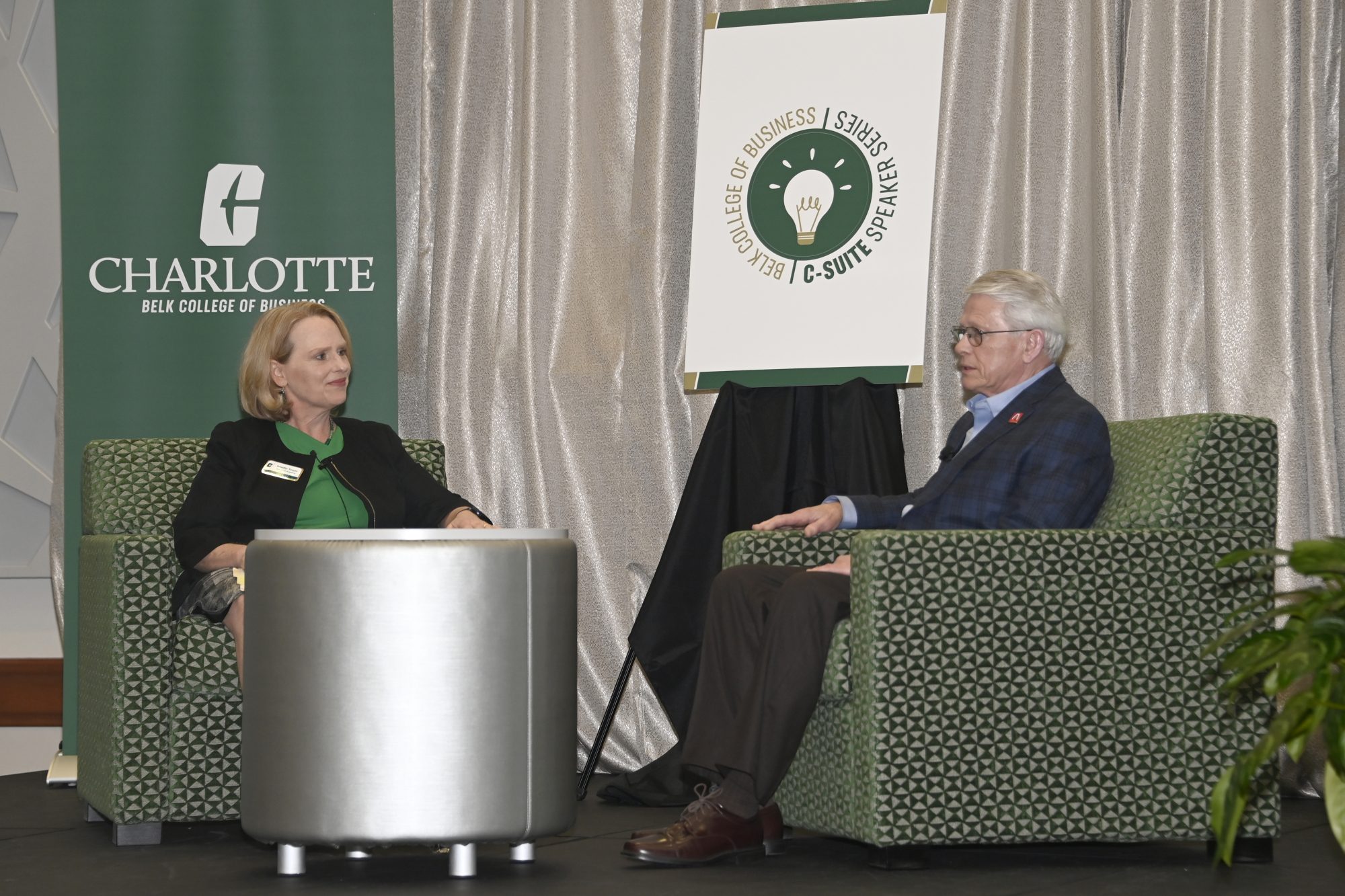 Autobell CEO Chuck Howard '71 with Belk College Dean Jennifer Troyer