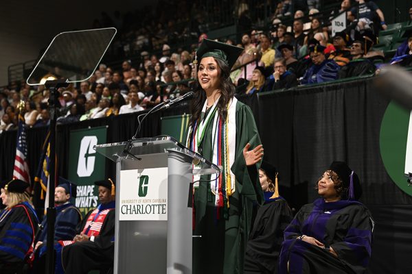 Spring 2023 Commencement recap: More than 860 new #BusinessNiner alumni