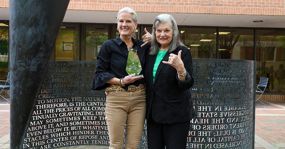2025 Deon and Clyde Ritchie Belk College of Business Staff award winner Robin Boswell and Deon Ritchie.